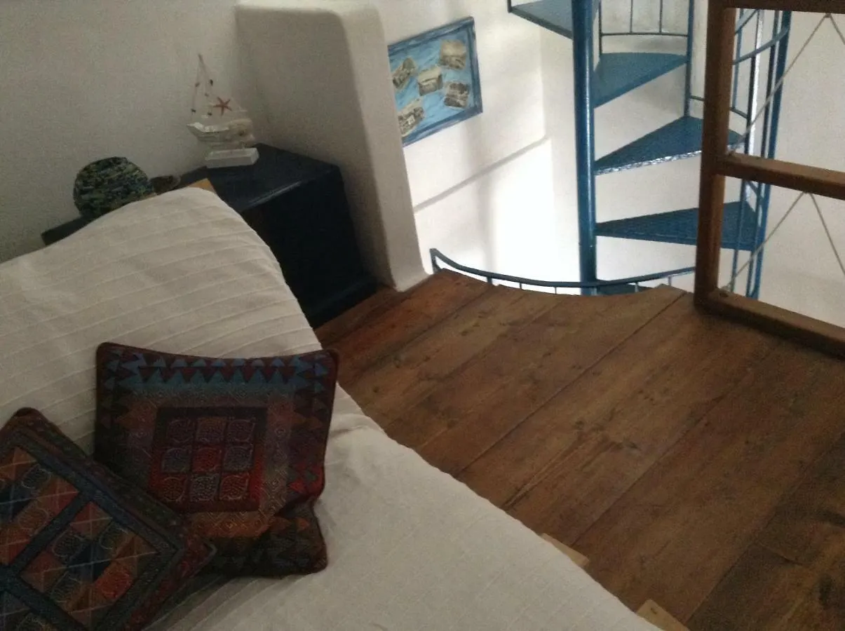 度假居 圣马丽娜－萨利娜La Casa Di Via Lungomare别墅